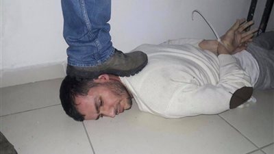 أول فيديو للحظة القبض على منفذ هجوم 