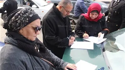 حملة توقيعات لـ