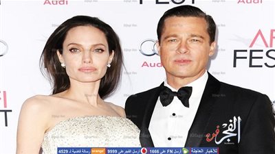والد أنجلينا جولي يتمنى عودتها إلى براد بيت