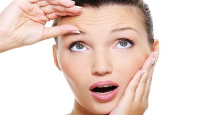 6 نصائح ذهبية تحميكي من التجاعيد والترهلات وتمنحك بشرة جذابة