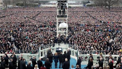 في يوم تنصيب ترامب رئيسا .. أمريكا 