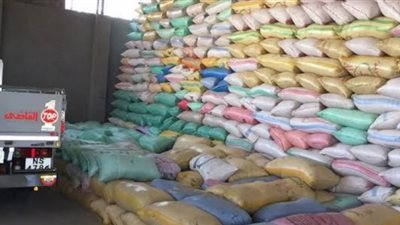 إحباط تهريب 50 طن أرز شعير للسوق السوداء بالبحيرة