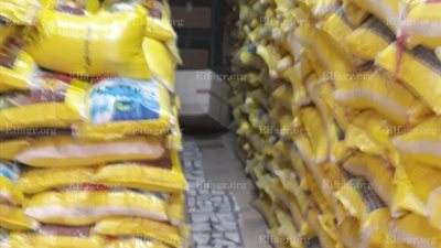 مباحث تموين السويس تضبط 10 طن أرز بمخزن غير مرخص (صور )