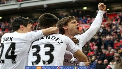 سوانزي يهزم ليفربول 3-2 لأول مرة ويشعل صراع الدوري الإنجليزي