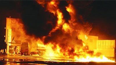 سيجارة تتسب فى انفجار محطة وقود بمركز الرضوان (صور)