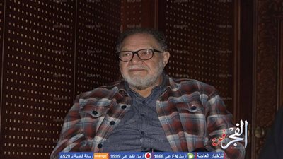 ظهور مفاجئ للنجم يحيي الفخراني فى الحفل الختامي لمبادرة 