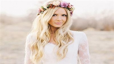 طرق رائعة لتتركي شعرك مفروداً يوم زفافك! (صور) 