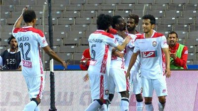 الرائد السعودي ينهي عقبات تسجيل لاعبيه