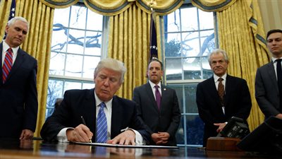 ترامب: تنظيم الهجرة لا يستهدف المسلمين.. وسنقيم مناطق آمنة في سوريا