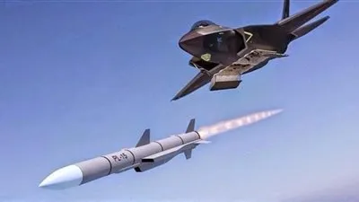 الصين تختبر صاروخ جو - جو طويل المدى