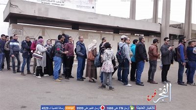 اقبال جماهيري علي أرض المعارض في ثاني أيام معرض الكتاب (صور)