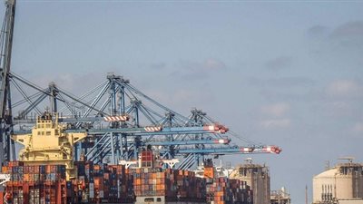  إغلاق ميناء دمياط لسوء الأحوال الجوية