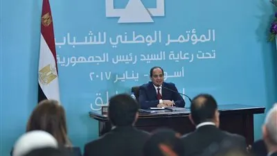 السيسي: المدارس الفنية والصناعية كثيرة بمصر.. ولا نستخدمها الاستخدام الأمثل