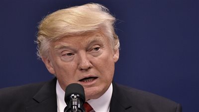 ترامب يصف الإعلام الأمريكي بـ