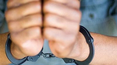 القبض على المتهمين بسرقة 300 ألف جنيه من مواطن بالشرقية