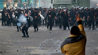 في ذكرى جمعة الغضب.. 5 روايات للمصريين عن  28 يناير.. الرابع أطرفهم