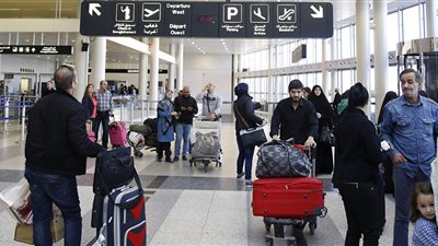 مطارات لبنان تبدأ بتطبيق قرار ترامب
