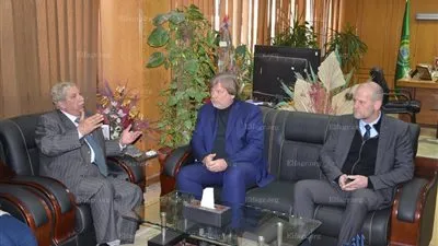 محافظ الإسماعيلية يستقبل ممثلى وفد الاتحاد الأوروبي (صور) 