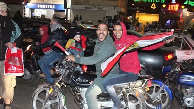 شاهد.. احتفالات المصريين بفوز المنتخب في جامعة الدول العربية
