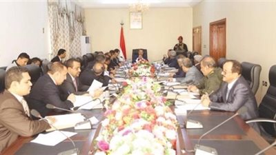 وزير يمني: نقل اجتماعات البرلمان إلى عدن استعادة للدولة