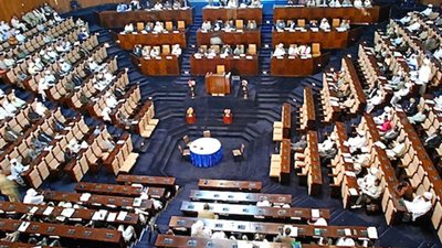 رئيس لجنة العلاقات الخارجية بالبرلمان السوداني يهاجم 