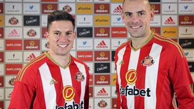 سندرلاند يضم أوفيدو وجيبسون من إيفرتون