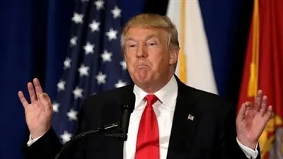 ترامب يقيل وزيرة العدل بالوكالة لرفضها تطبيق قراره بشأن حظر السفر