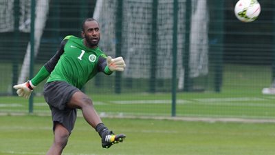 حارس الشباب يعلن انتقاله إلى صفوف النصر