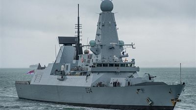 ديلى ميل: بريطانيا ترسل سفينة حربية قرب الحدود الروسية