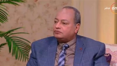 محمد عزالعرب: مصر الأولى عالميًا في العلاج من فيروس 