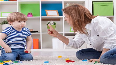 4 طرق لتربية اطفالكم بعيداً عن اسلوب العقاب القاسي!