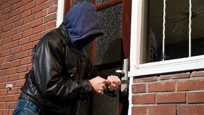 سرقة فيلا رجل أعمال على يد مجهولين بأكتوبر