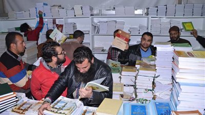 إقبال على إصدارات 