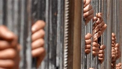 ضبط تشكيل عصابي تخصص في سرقة المواطنين بالإكراه بالنزهة