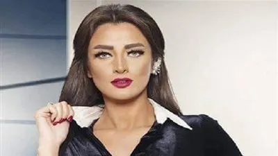 رضوي الشربيني تبدأ أولي حلقات برنامجها علي 