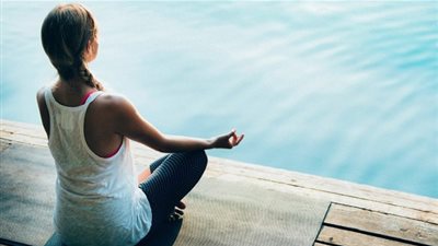 احرصي على الجلوس في وضعية مستقيمة لتلاشي الاكتئاب!