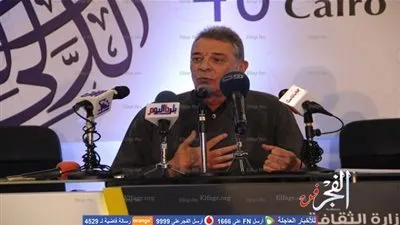 محمود حميدة: من يتهمونا بالزنا بسبب مشاهد جنسية لماذا لايتهمونا بالقتل ويطالبوا بإعدامنا (صور)