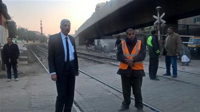جولة مفاجئة لرئيس السكك الحديدية بمزلقانات المنطقة المركزية