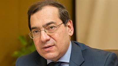 وزير البترول يُصدر حركة تنقلات جديدة لرؤساء الشركات