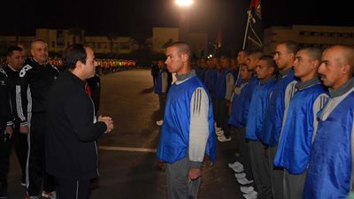السيسي يفاجئ طلبة الكلية الحربية‎ بزيارة فجر اليوم (صور)