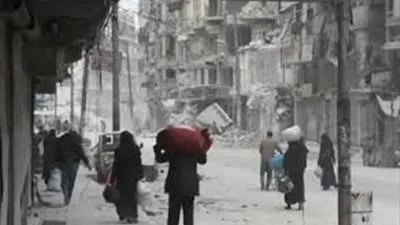 مركز المصالحة الروسى يواصل إغاثة سكان شرق حلب