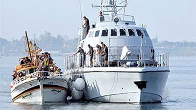 خفر السواحل الإيطالي ينقذ 1300 مهاجرا من الغرق