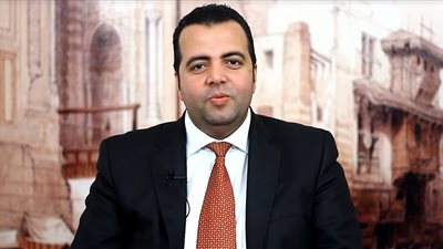 بلاغ يطالب بمحاكمة مصطفي النجار  بتهمة افشاء أسرار الدولة