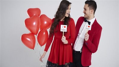 تعرفي على اللون الذي لن يرتديه أحد في عيد الحب! (صور)