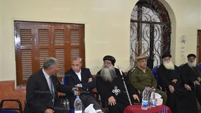 محافظ قنا يقدم واجب العزاء فى وفاة كاهن كاتدرائية الشهيد مار جرجس 