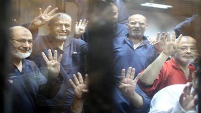 إخلاء سبيل 5 من الإخوان في اتهامهم بتمويل الجماعة