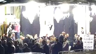 أبناء المنصورة يقدمون واجب العزاء لأسرة قتيل  كافية 