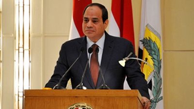 السيسي: التحديات أكبر من الرئيس والحكومة وليست أكبر من الشعب 