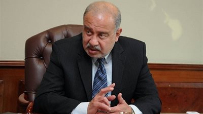 رئيس الوزراء: طرح حصص من شركات البترول منها 