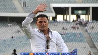 عمرو زكي: 